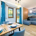 Everysky Nad łomnicą 15-15a
