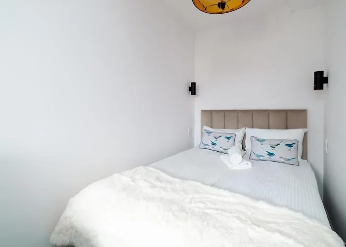 Everysky Nad Lomnica 15-15a *