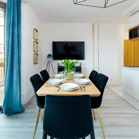 Everysky Nad Lomnica 15-15a *