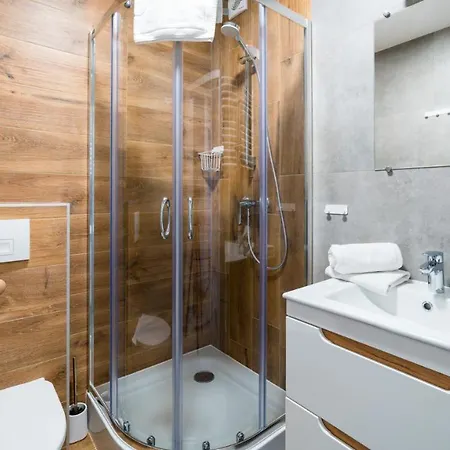 Everysky Nad Lomnica 15-15a Daire Karpacz