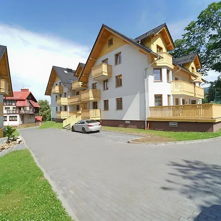 Everysky Nad Lomnica 15-15a Daire Karpacz