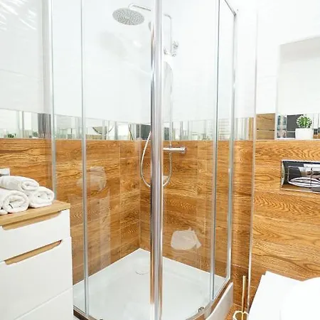 Apartment Everysky Nad Lomnica 15-15a