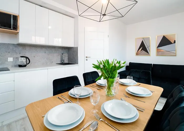 Everysky Nad Lomnica 15-15a 아파트