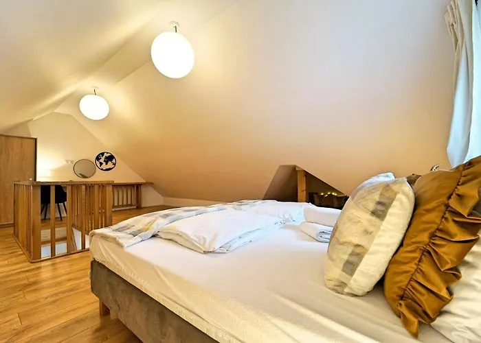 아파트 Everysky Nad Lomnica 15-15a