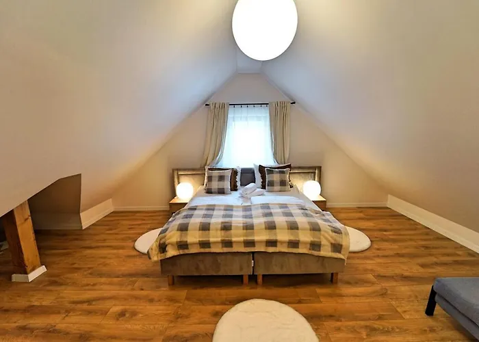 Everysky Nad Lomnica 15-15a 아파트