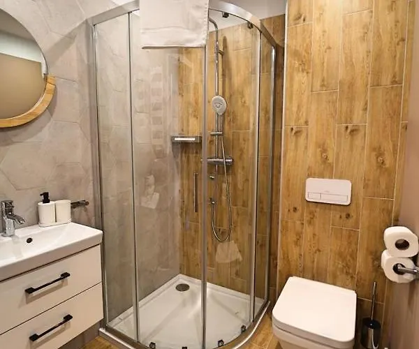 Everysky Nad Lomnica 15-15a 카르파츠