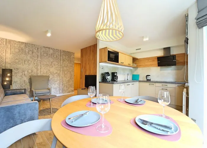 Everysky Nad Lomnica 15-15a 카르파츠